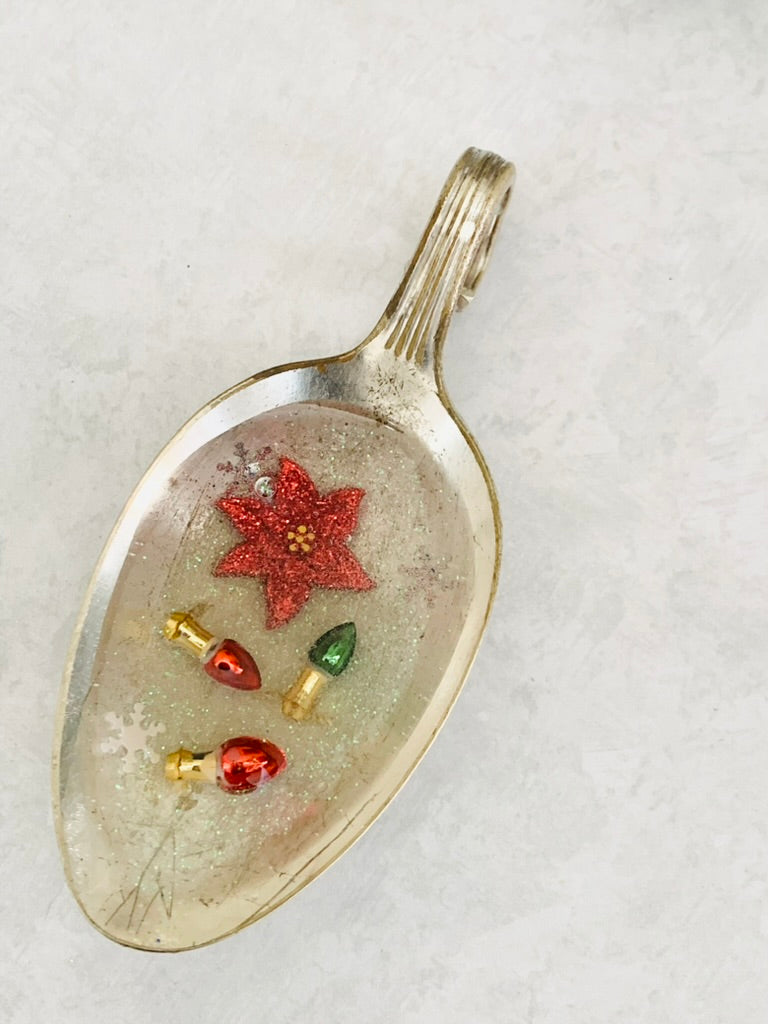 Spoon Bowl Ornaments, Poinsettias & Twinkle Lights