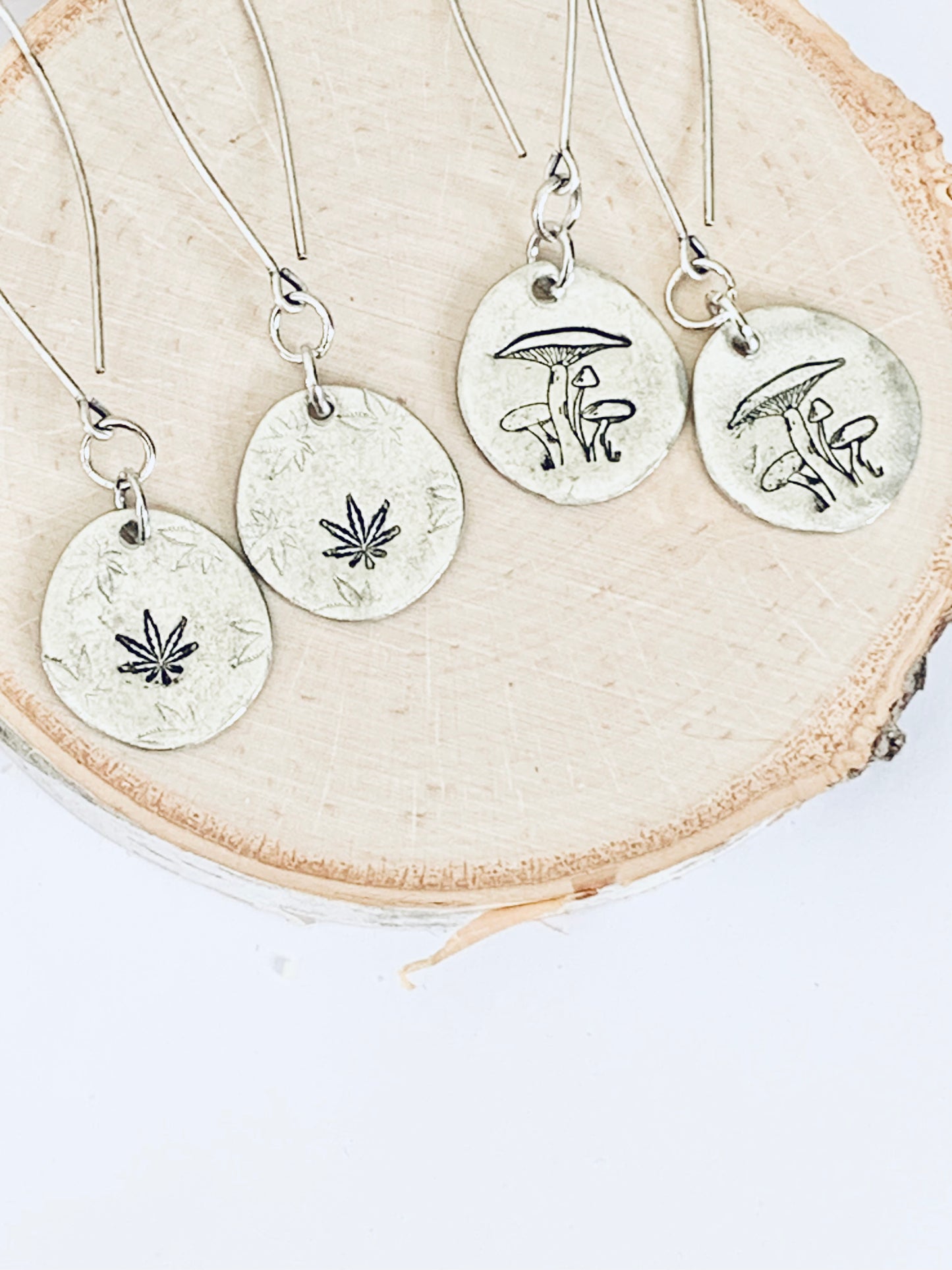 Pot Leaf Earrings - Pewter