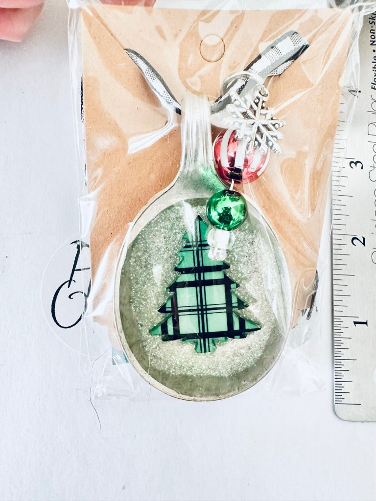 Spoon Bowl Ornaments, Plaid Trees